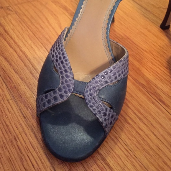 Blue Anne Klein pumps - Picture 4 of 4